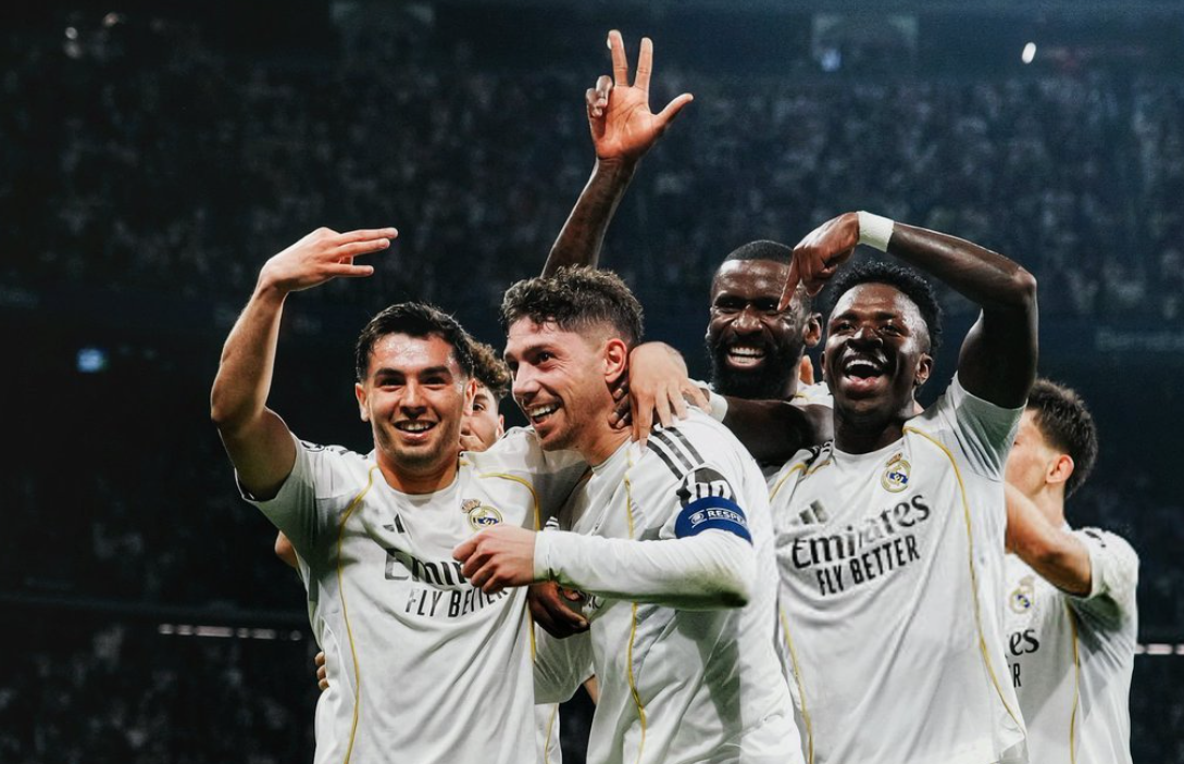 比分直播-欧冠神剧情：皇马横扫曼城，超级中场戴帽，瓜迪奥拉不敢相信